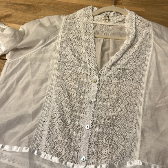 ANTHROPOLOGIE ⭐️ TINY LACE BLOUSE - Picture 7 of 13